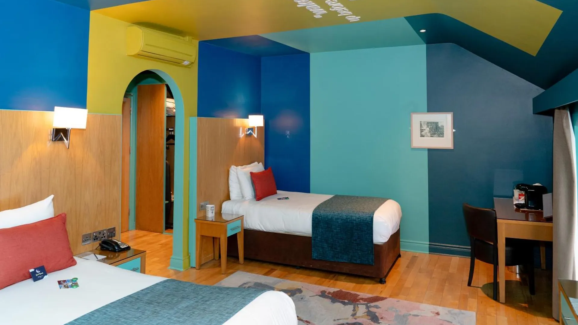 Skeffington Arms Hotel Galway